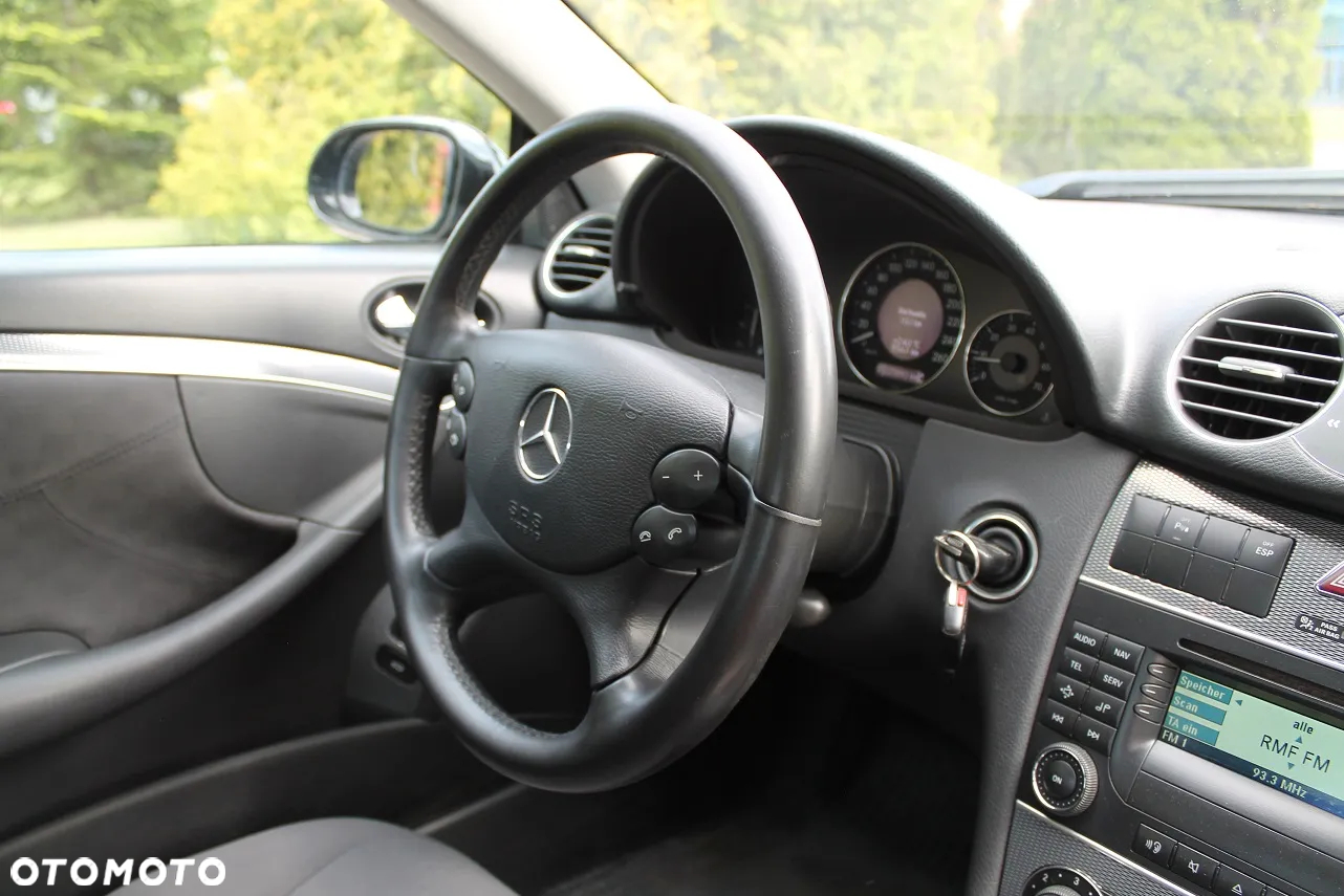 Mercedes-Benz CLK Cabrio 200 Kompressor Automatik Avantgarde - 22