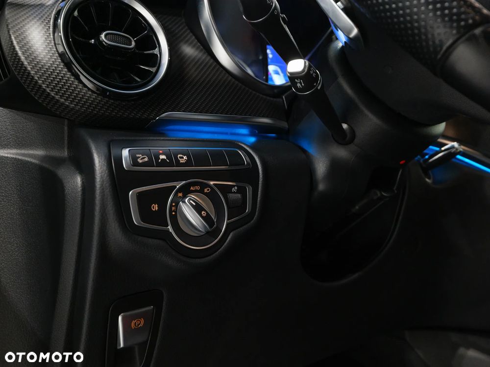 Mercedes-Benz Klasa V 300 d 4-Matic 9G-Tronic (ekstra d³) - 35