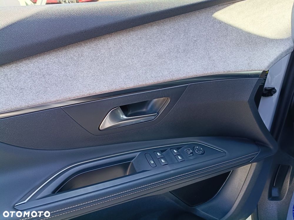 Peugeot 5008 1.5 BlueHDi GT S&S EAT8 - 12