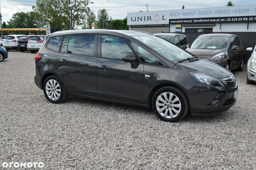 Opel Zafira - 2