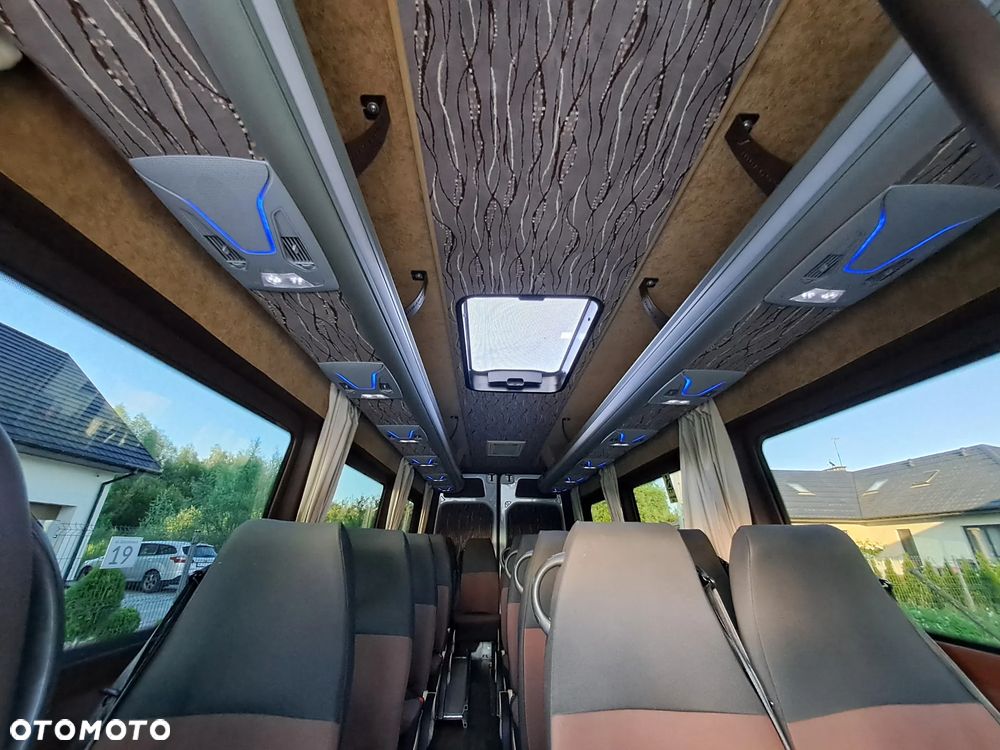 Mercedes-Benz Sprinter 519 3.0 V6 CDI MERCUS - 16