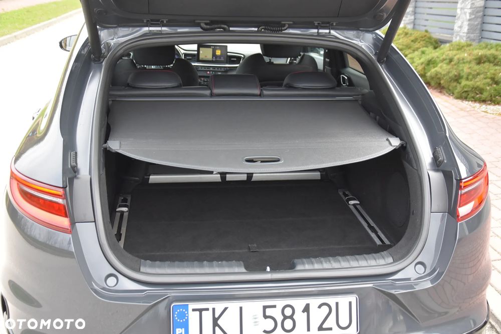 Kia ProCeed 1.6 T-GDI GT DCT - 36