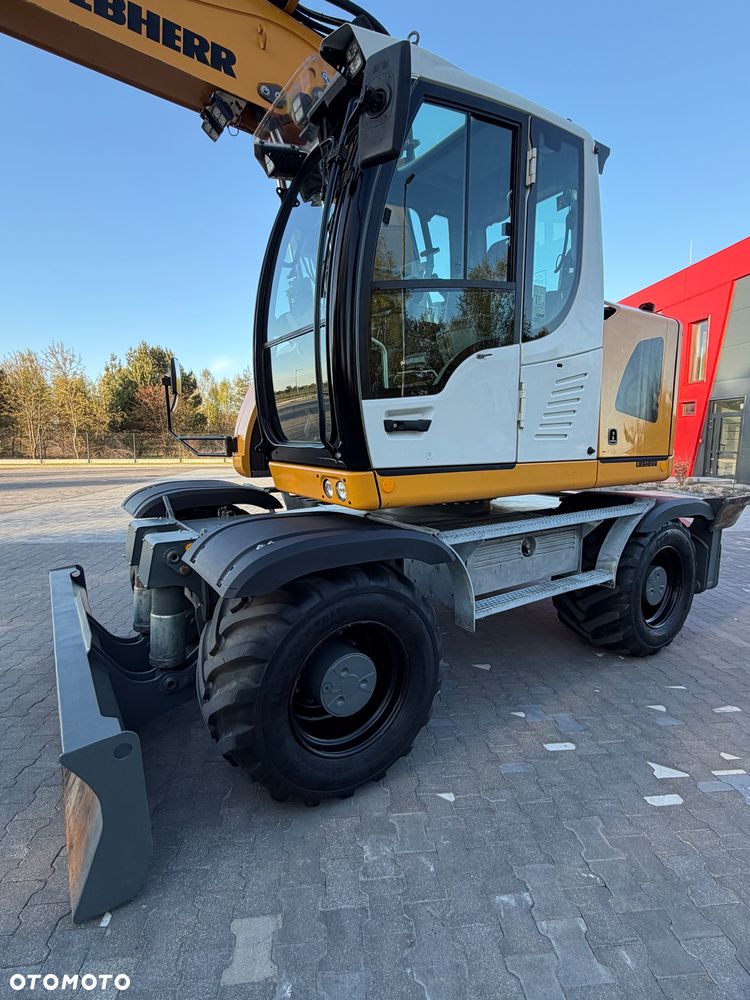 Liebherr A914 compact |rototilt |lapy-plug| - 5