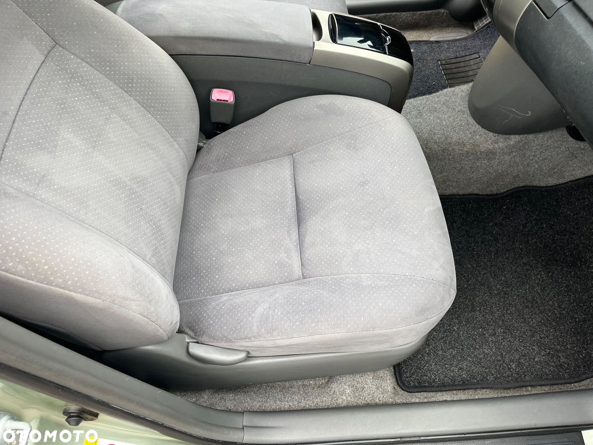 Toyota Prius 1.5 VVT-i Sol - 19