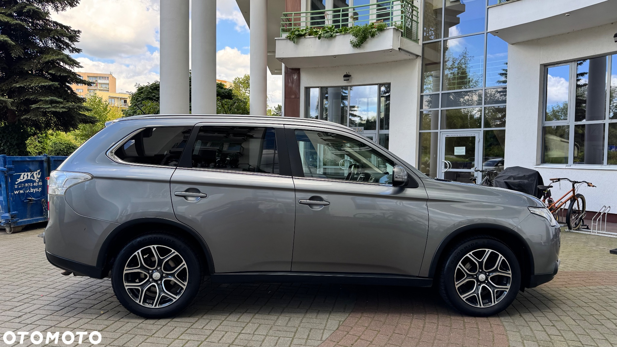 Mitsubishi Outlander - 23