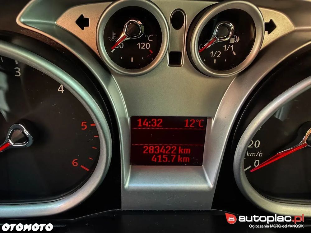 Ford Kuga 2.0 TDCi 4x4 Titanium - 33