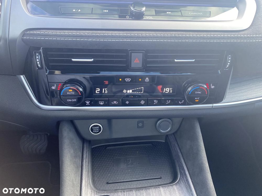 Nissan Qashqai 1.3 DIG-T MHEV Tekna+ Xtronic - 16