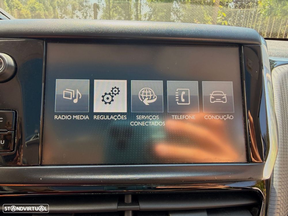 Peugeot 208 1.2 PureTech GT Line - 33