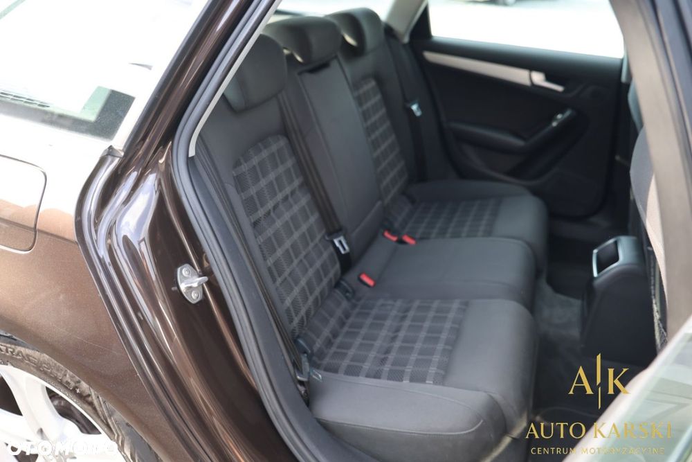 Audi A4 Avant - 32