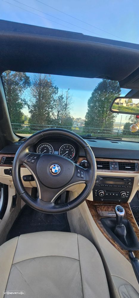 BMW 325 - 18