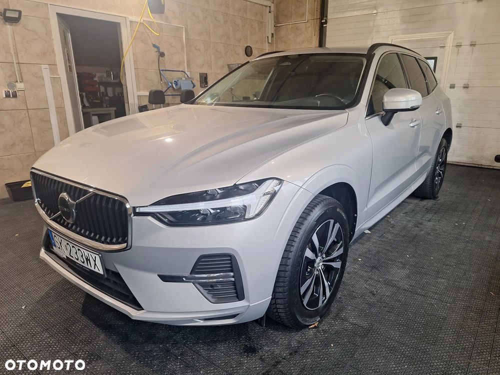 Volvo XC 60 B4 D Momentum Pro - 12
