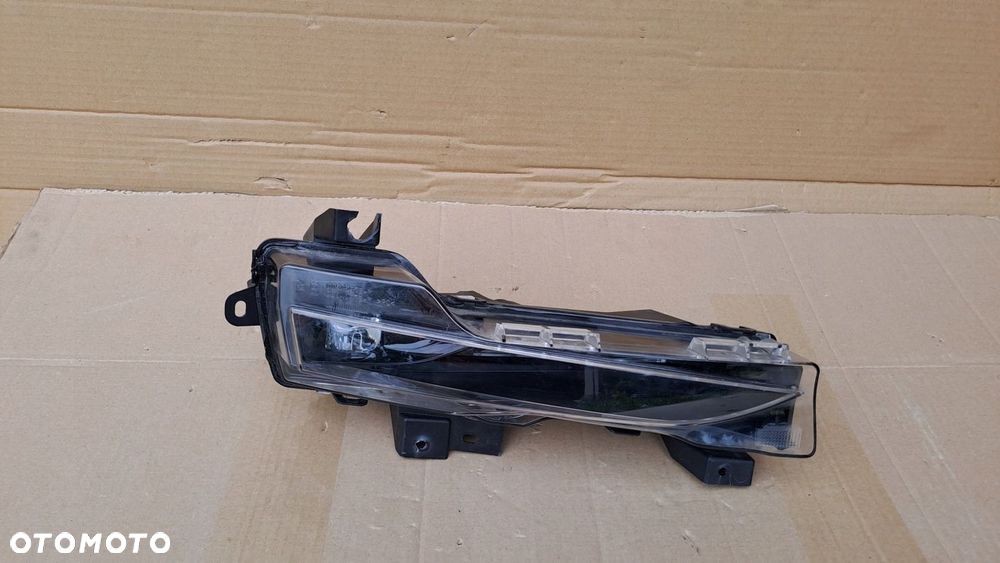 TESLA 3 Y LIFT 20- HALOGEN LED DRL PRAWY PRZÓD PRZEDNI 1507933-00-C UŻYWANY - 1