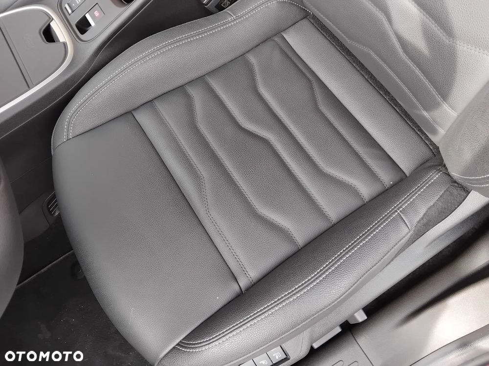 Jeep Avenger 1.2 T3 mHEV Summit FWD eDCT6 - 19