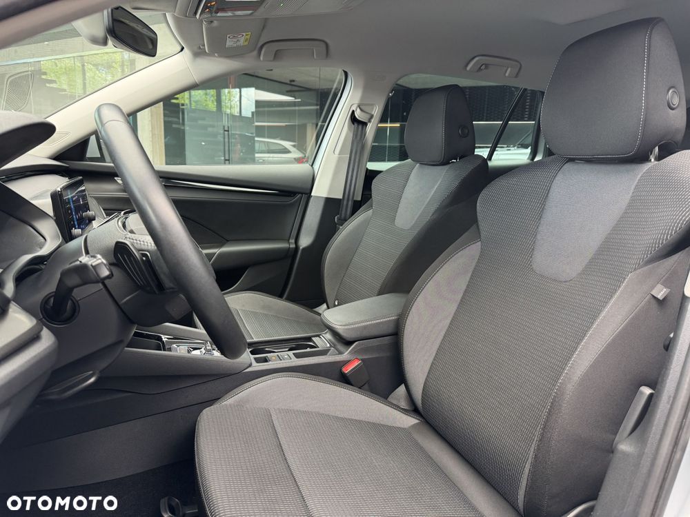 Skoda Octavia 2.0 TDI Ambition DSG - 12