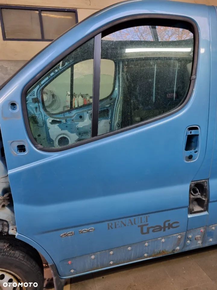 DRZWI LEWE TRAFIC VIVARO 01-14r.  TEF41 - 1