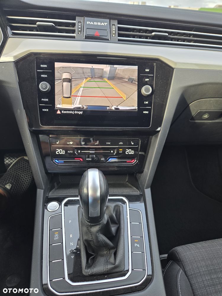Volkswagen Passat - 6