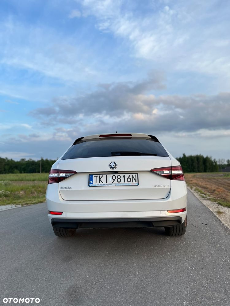 Skoda Superb 1.6 TDI DSG Active - 5