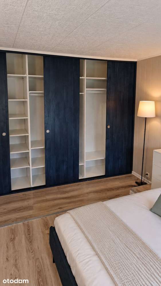 2 pokoje, 3. piętro | salon z aneksem | Rewolucji 40