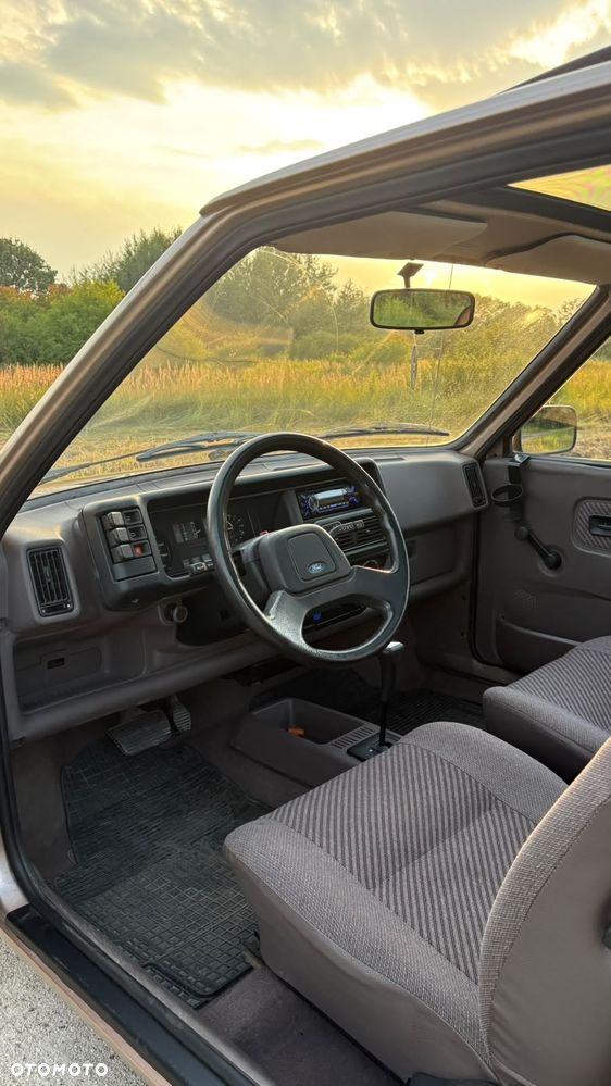 Ford Fiesta - 4