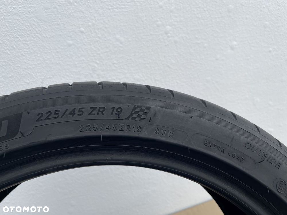 OPONY 225/45/19 225/45R19 96W MICHELIN PILOT SPORT 4 - 6