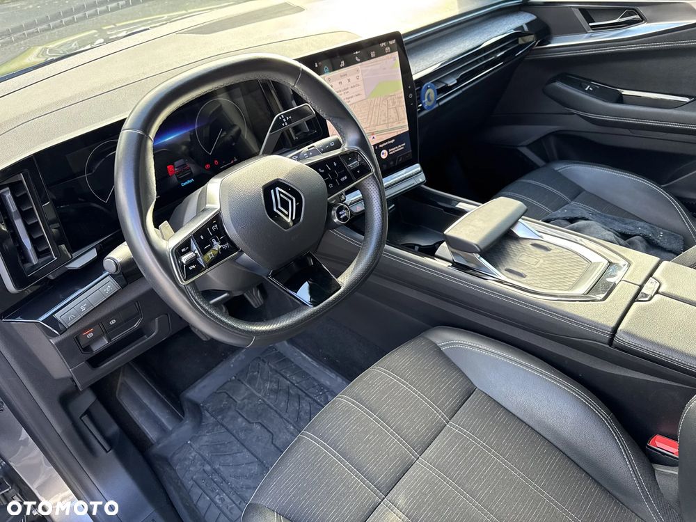 Renault Austral 1.3 TCe mHEV Techno - 9
