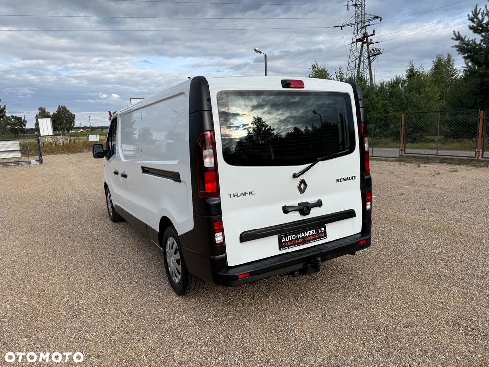 Renault Trafic - 11