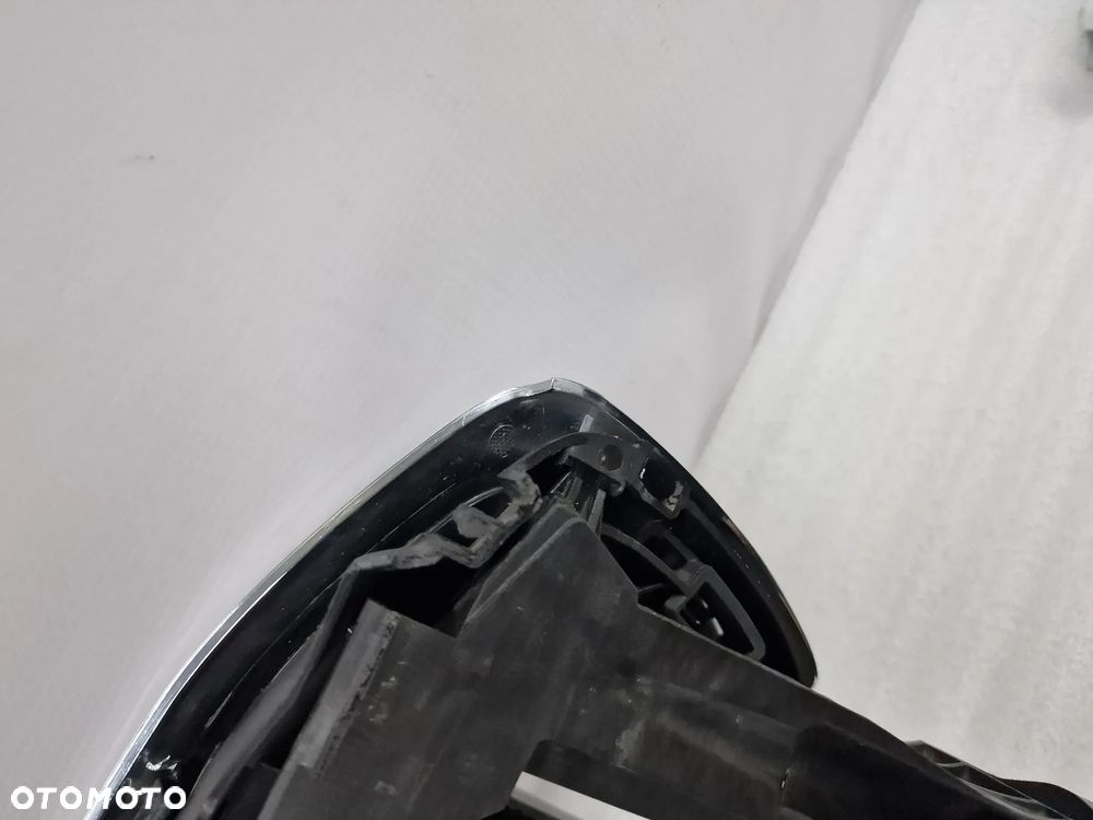 BMW G20 / G21 ATRAPA / GRILL PRZEDNI PRZÓD , NR 5113-192976-10 / 192976-10 , NR AUKCJI GL15 - 23