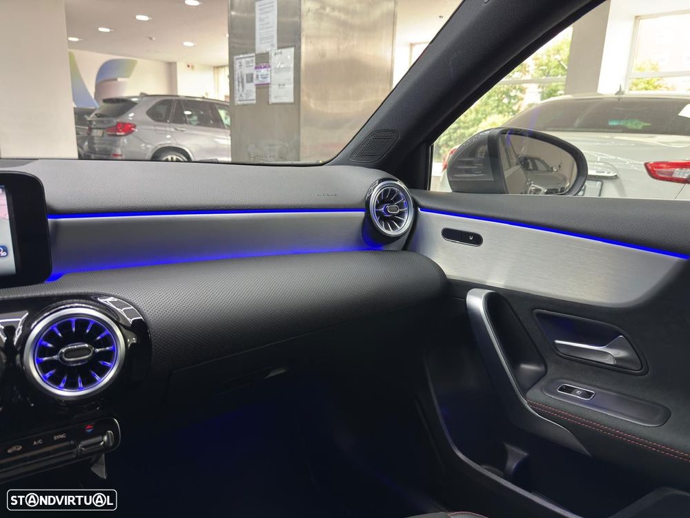 Mercedes-Benz A 200 AMG Line Aut. - 47