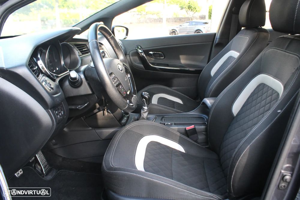 Kia Ceed 1.6 CRDi GT Line - 48