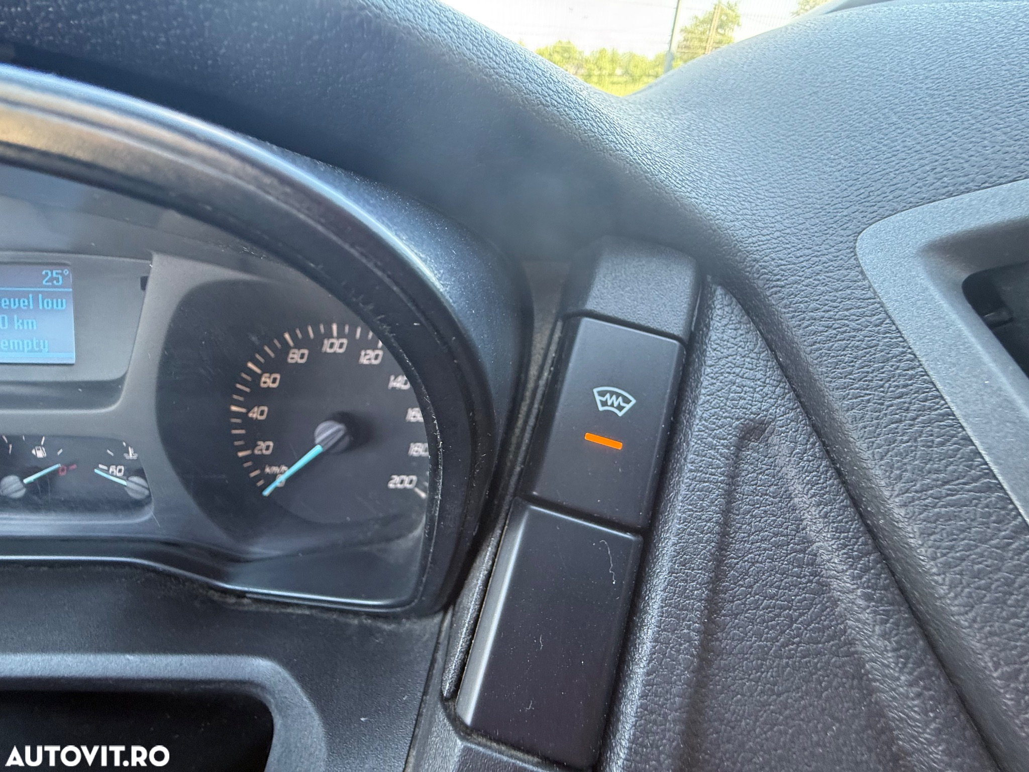 Ford Transit - 29