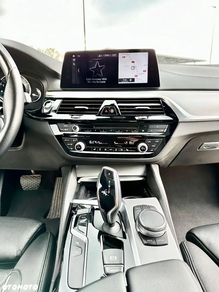 BMW 6GT 630d Luxury Line - 6