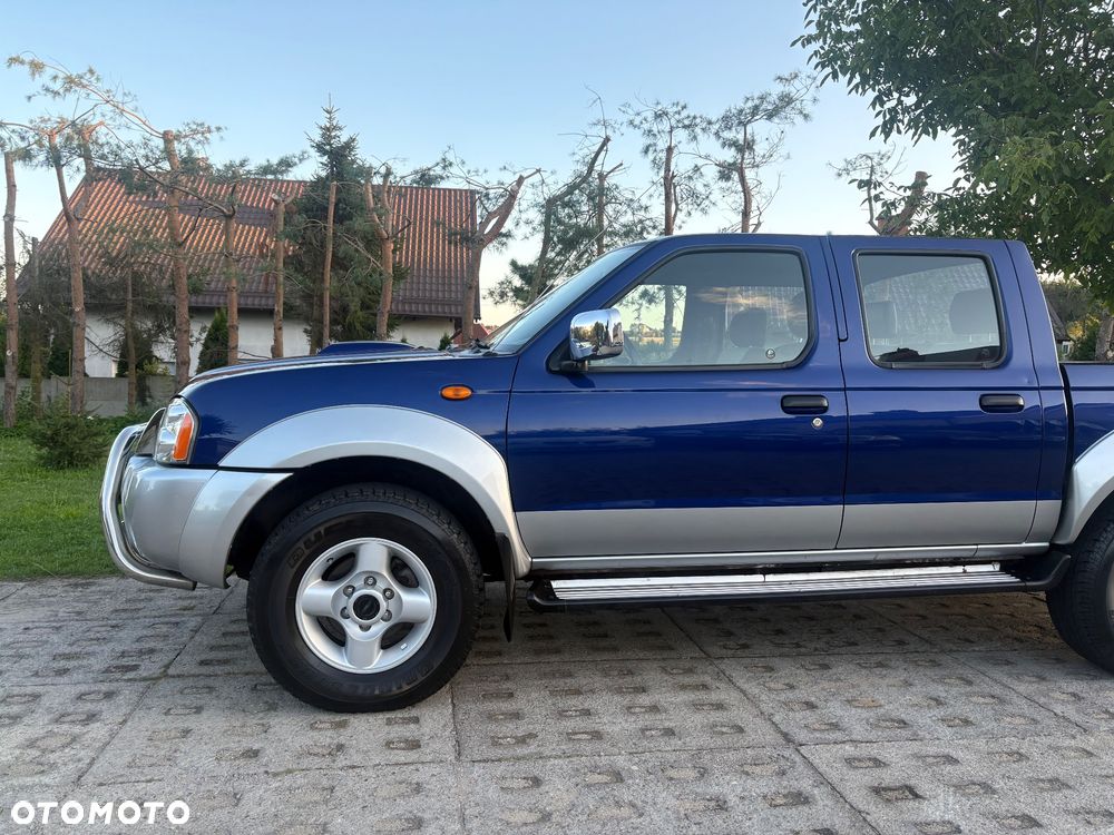 Nissan NP300 Pickup - 5