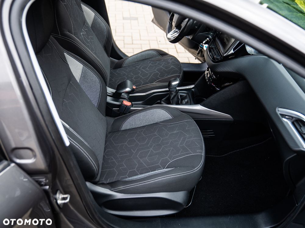 Peugeot 2008 1.2 Pure Tech Active - 21