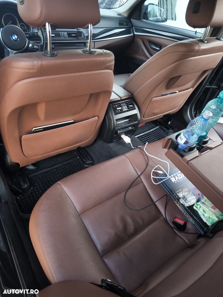 BMW Seria 5 520d AT - 23