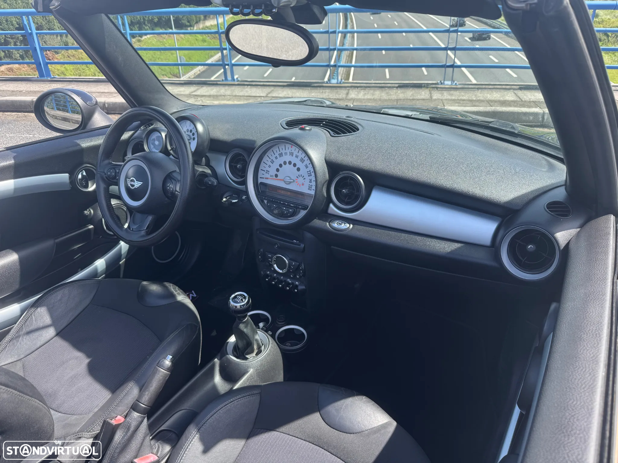 MINI Cabrio Cooper - 15