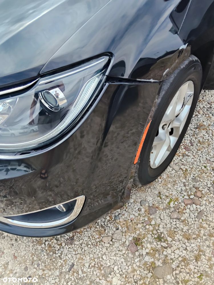 Chrysler Pacifica - 25