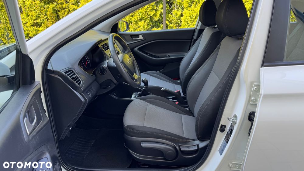Hyundai i20 1.2 Classic Plus - 29