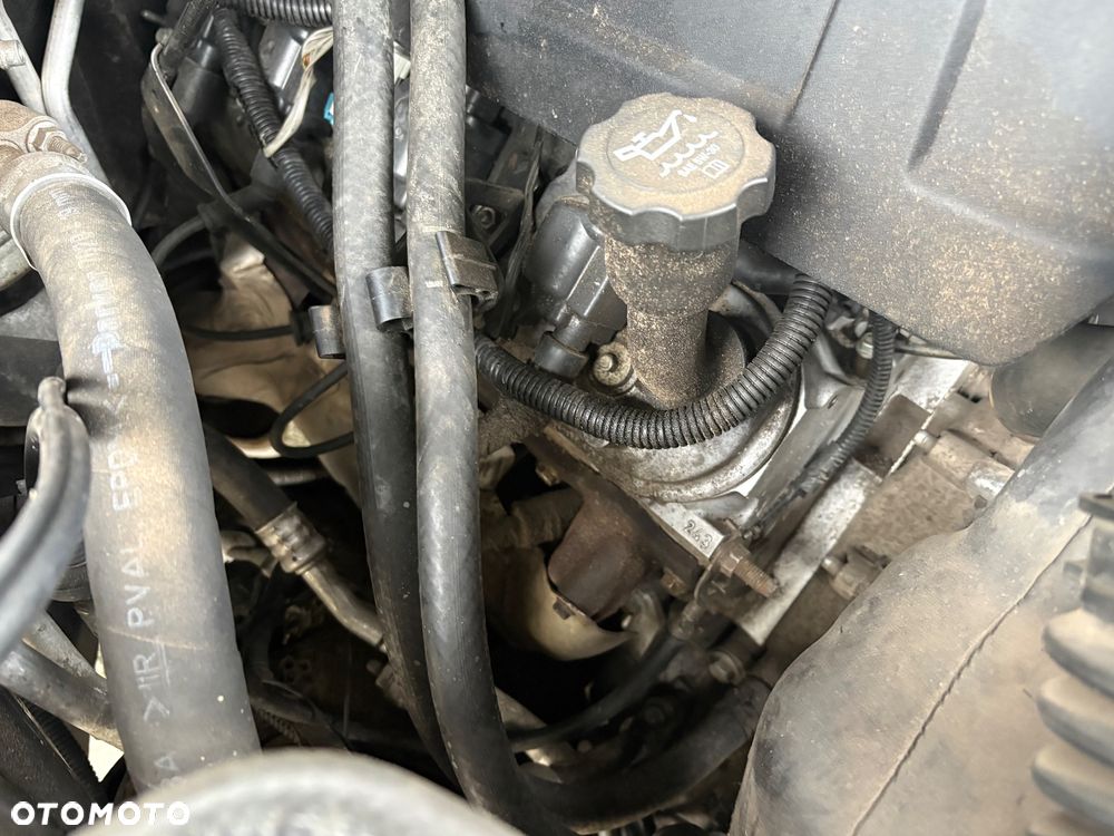 Chevrolet Suburban - 32