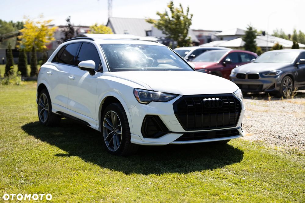 Audi Q3 45 TFSI Quattro S tronic S line - 2