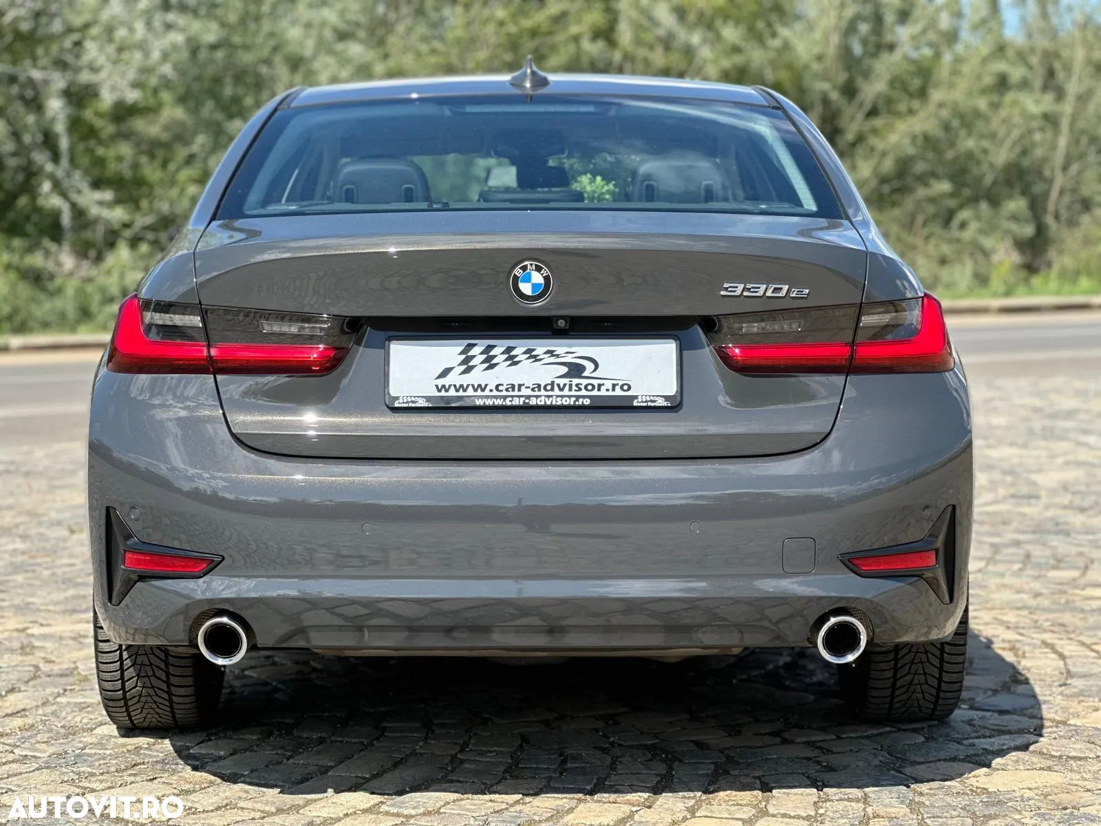 BMW Seria 3 330e Aut. Sport Line - 6