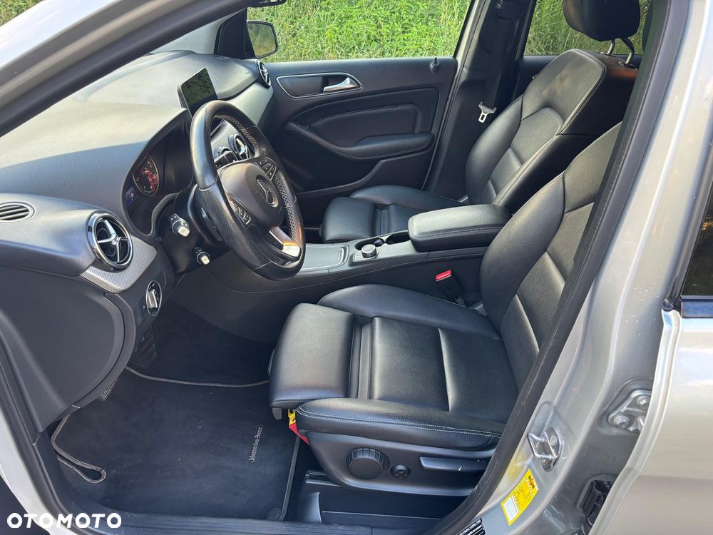 Mercedes-Benz Klasa B 180 (CDI) d 7G-DCT AMG Line - 13