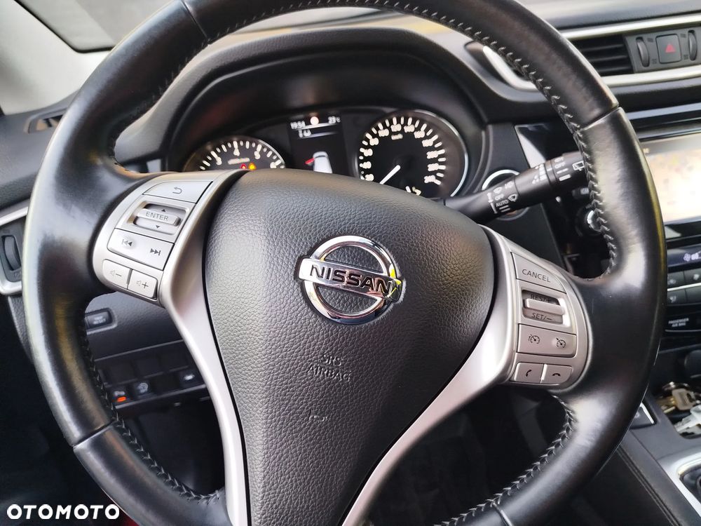 Nissan Qashqai 1.6 DIG-T Tekna - 23