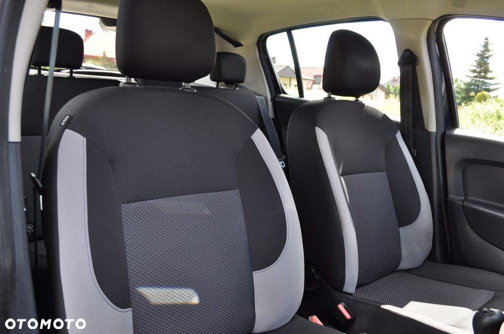 Dacia Sandero 1.2 16V 75 Celebration - 15
