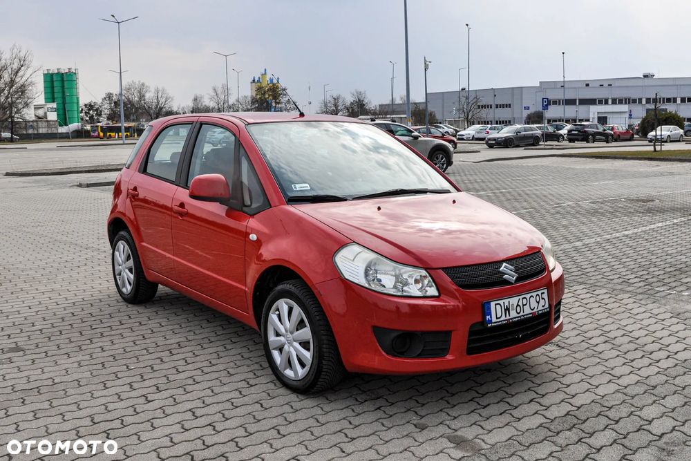 Suzuki SX4 1.5 Streetline 4x2 Classic - 6