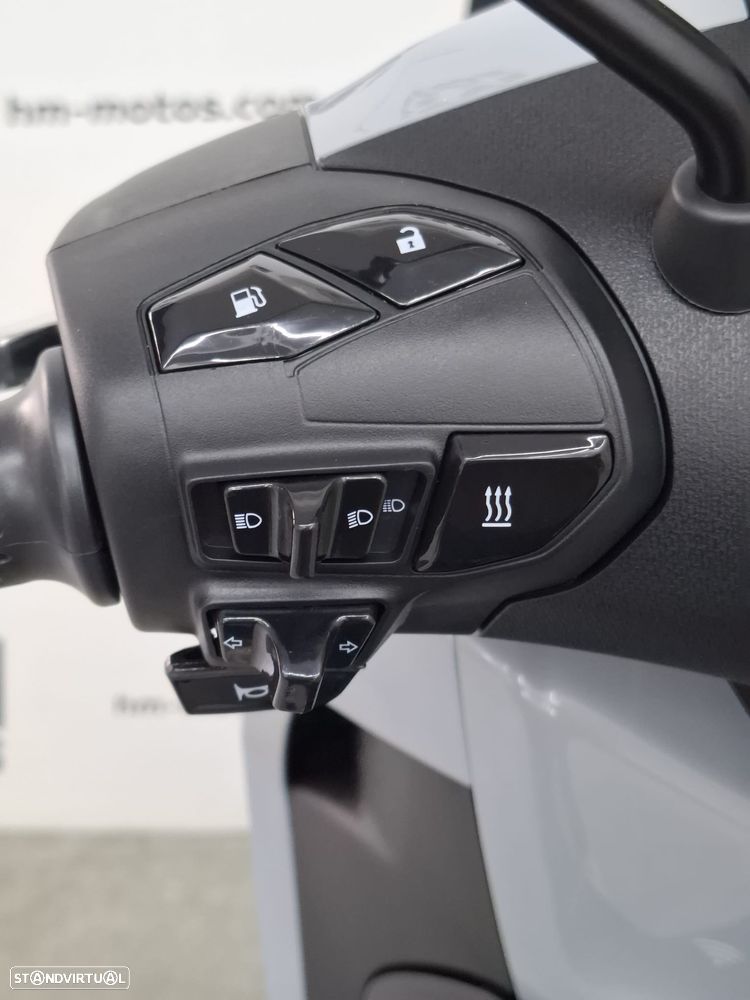 Piaggio Beverly HPE SPORT - 36 MESES GARANTIA - 8