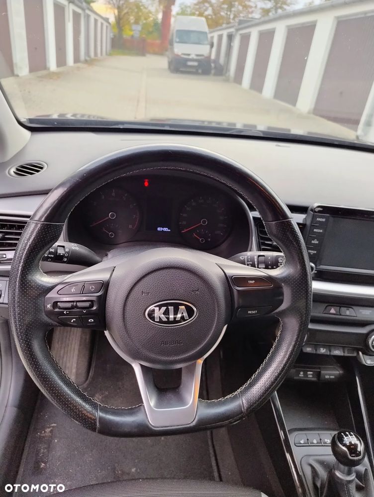 Kia Stonic - 16