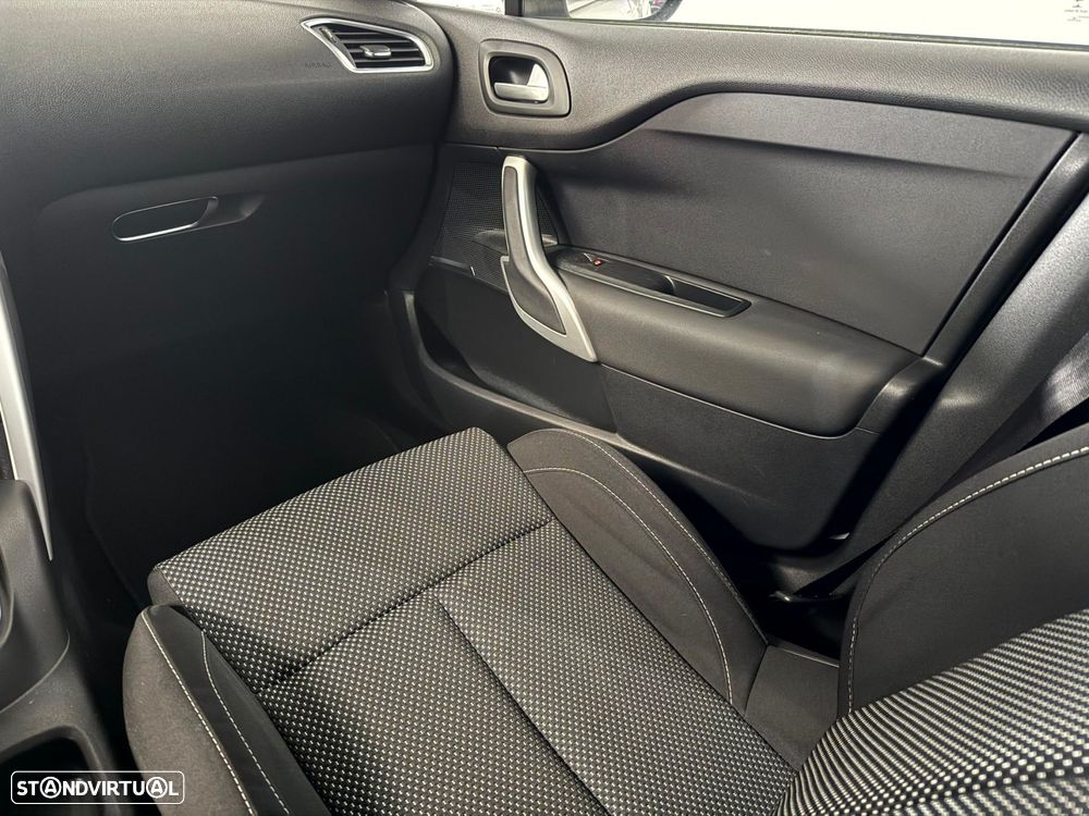 Citroën DS4 1.6 HDi Chic - 21