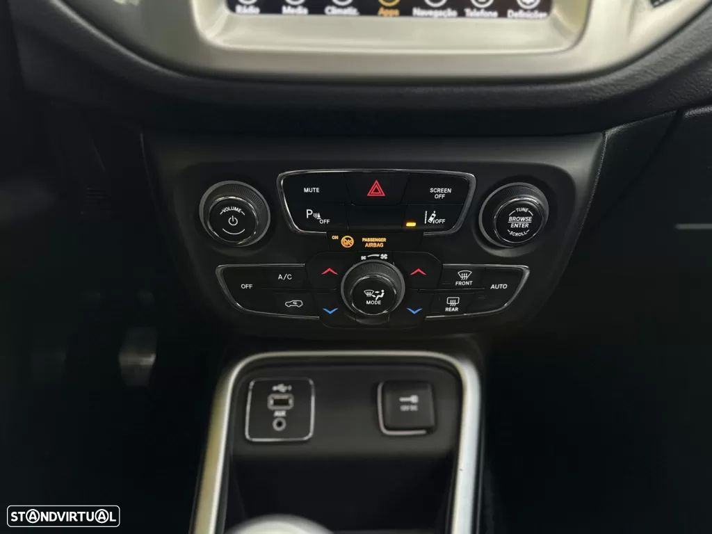 Jeep Compass 1.6 M-Jet Longitude - 33