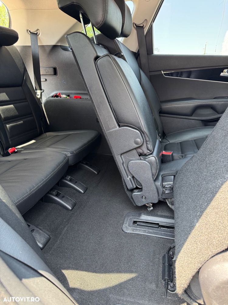 Kia Sorento 2.2 DSL 6AT 4x4 Cosmo - 10