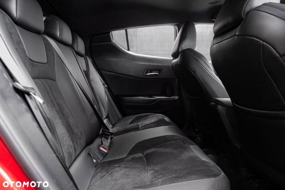 Toyota C-HR Lounge - 27